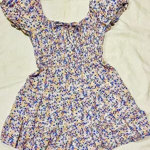 Floral Dress Prairie Dress size Jrs Medium